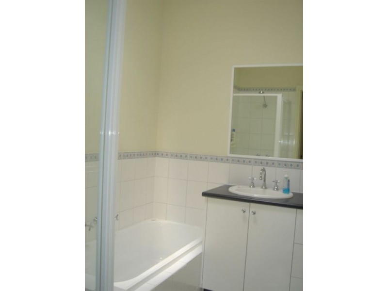 3/12 Clarevale Street, Clayton VIC 3168