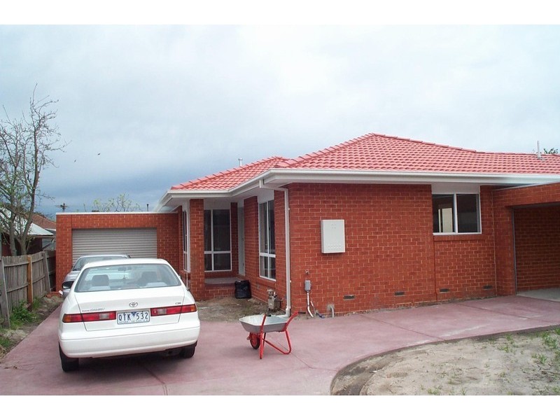 2/83 Kionga Street, Clayton VIC 3168