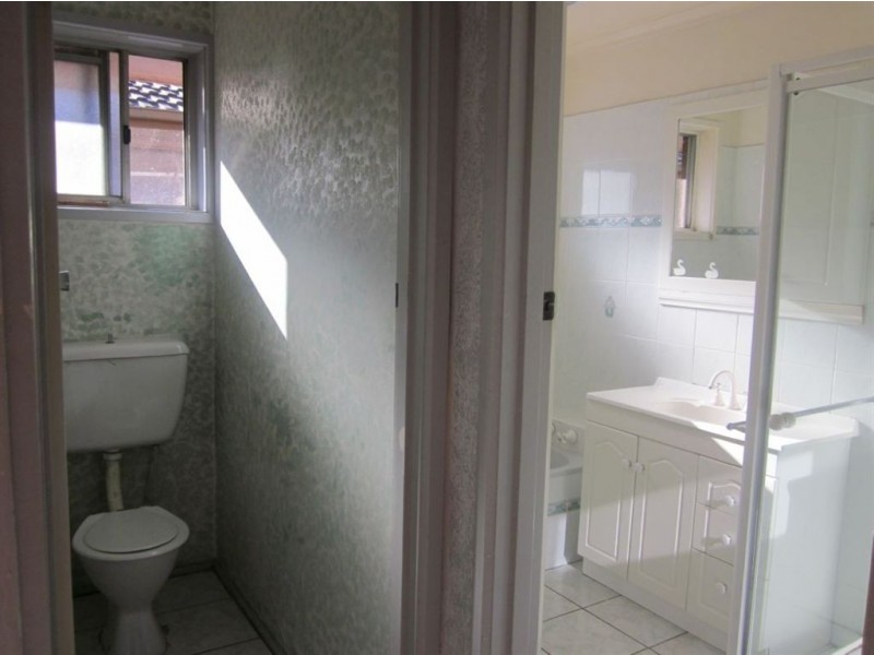 5 Narrumburn Road, Clayton VIC 3168