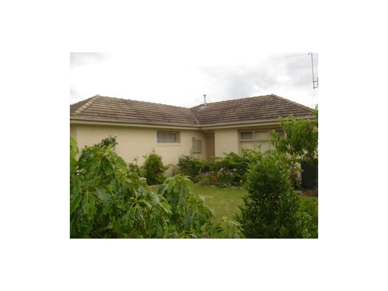 1/39 Madeleine Road, Clayton VIC 3168