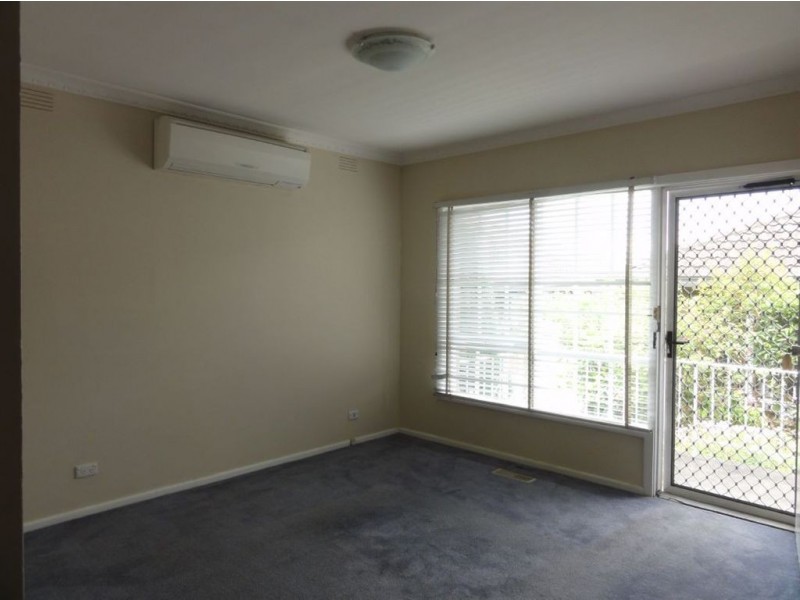 2/4 Waverley Road, Chadstone VIC 3148