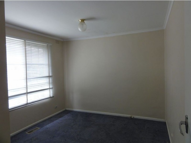 2/4 Waverley Road, Chadstone VIC 3148