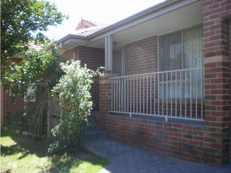 2/66 Madeleine Road, Clayton VIC 3168