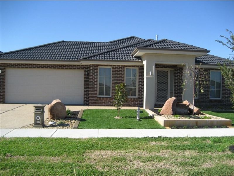 7 Rammer Way, Cranbourne East VIC 3977