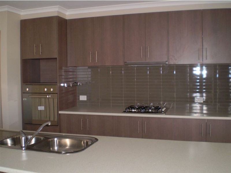 7 Rammer Way, Cranbourne East VIC 3977