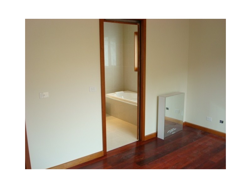 3/32 Newport Road, Clayton VIC 3168