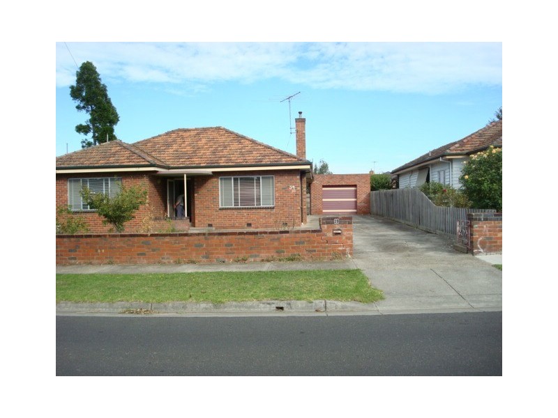 39 Prince Charles, Clayton VIC 3168