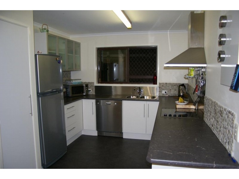 8 Marsden Road, Kallangur QLD 4503