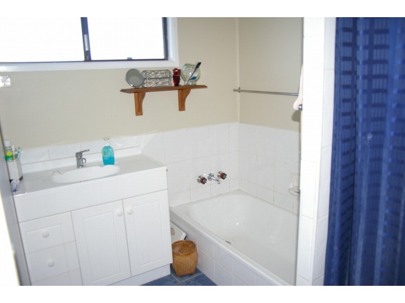 18 Lorraine Court, Lawnton QLD 4501