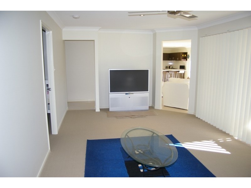 2 Camryn Court, Kallangur QLD 4503