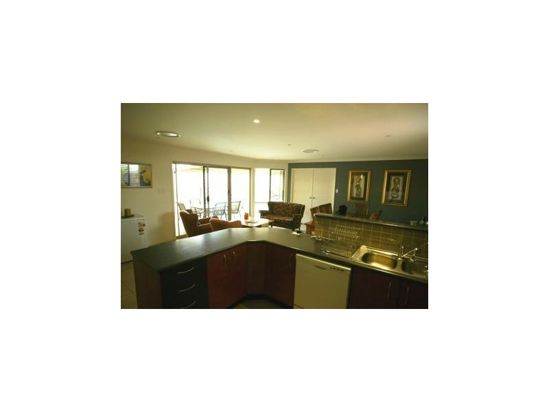 11 Crane Street, North Lakes QLD 4509