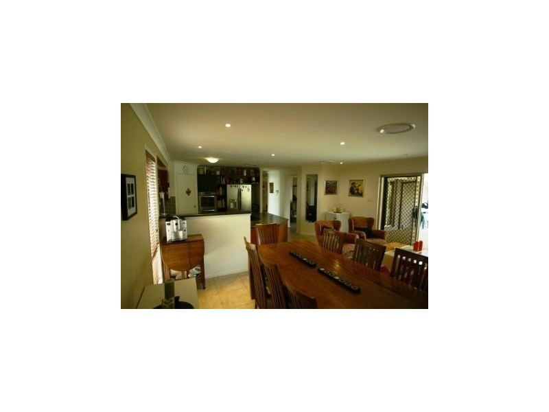 11 Crane Street, North Lakes QLD 4509