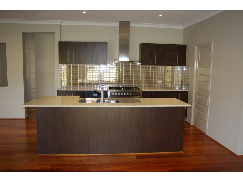 73 Possum Parade, North Lakes QLD 4509