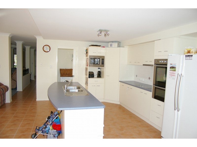 4 Davenport Parade, North Lakes QLD 4509