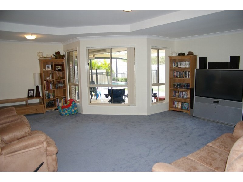 4 Davenport Parade, North Lakes QLD 4509
