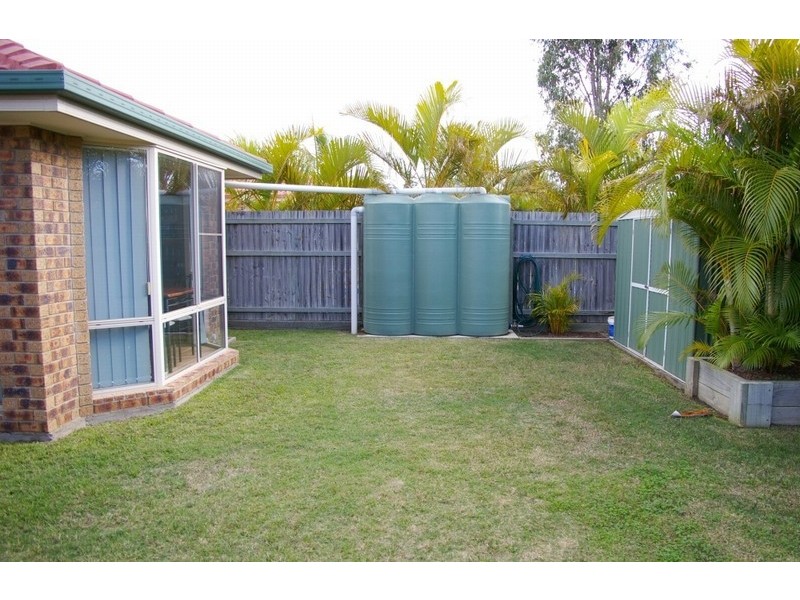 4 Davenport Parade, North Lakes QLD 4509