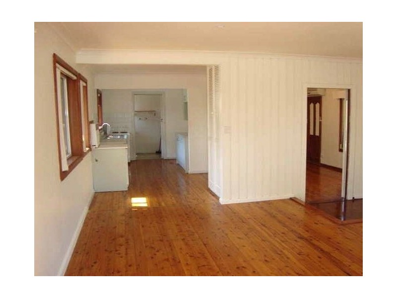 5 Bath Rd N, Kirrawee NSW 2232