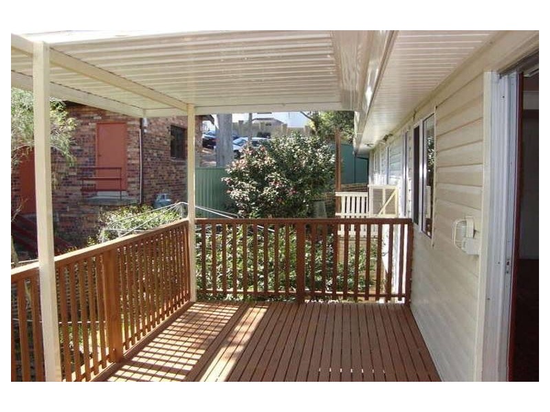 5 Bath Rd N, Kirrawee NSW 2232