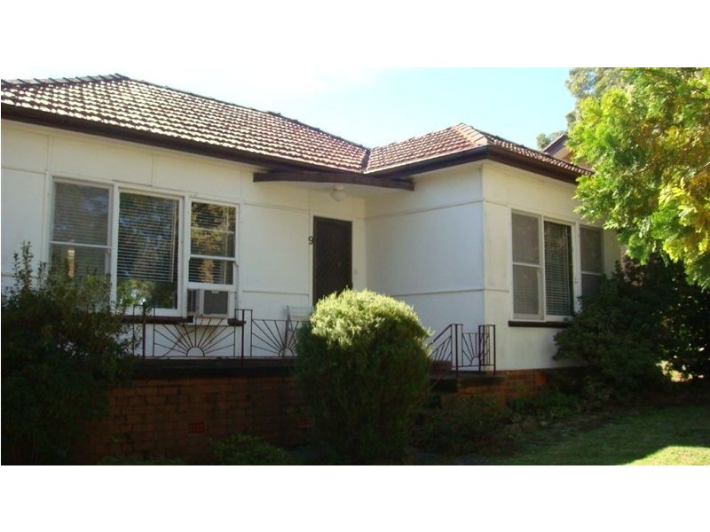 9 Bligh St, Kirrawee NSW 2232