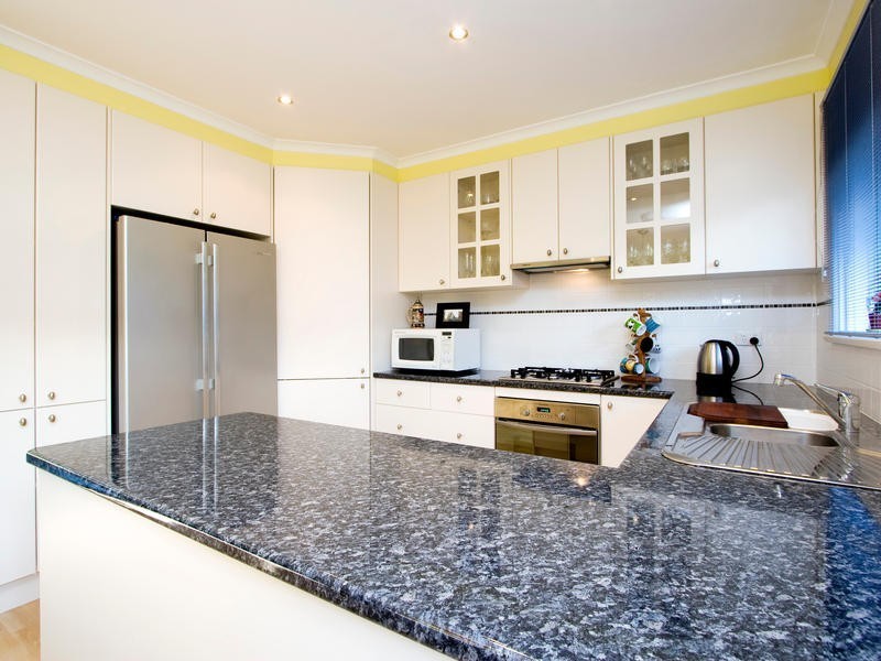 43 Dunbarton Drive, Wantirna VIC 3152