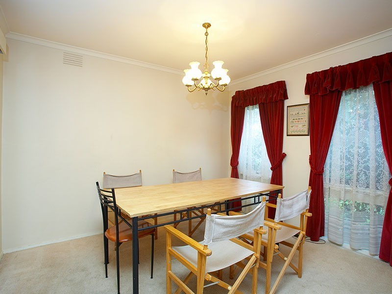 2 Amesbury Avenue, Wantirna VIC 3152