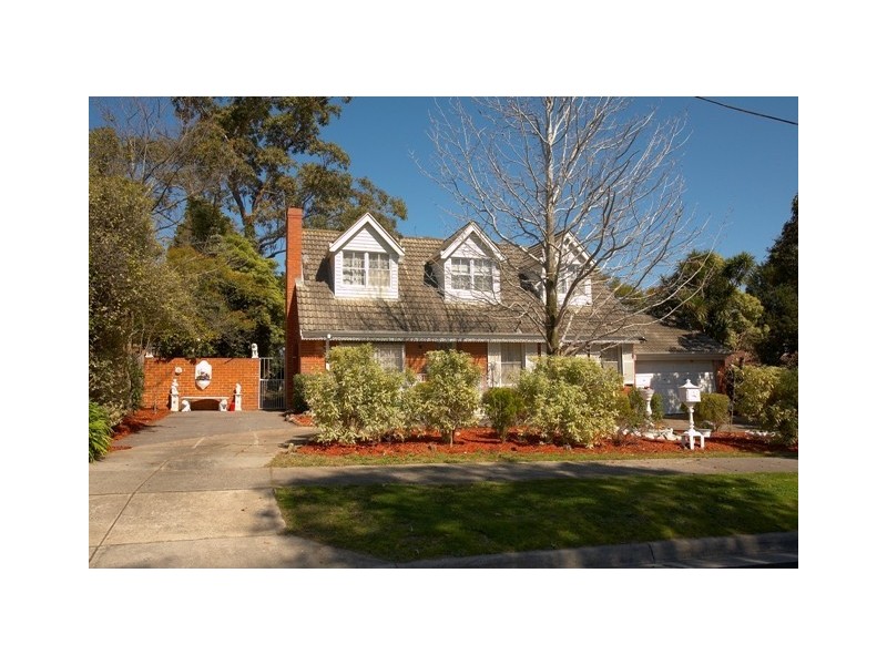 4 Aisbett Avenue, Wantirna South VIC 3152