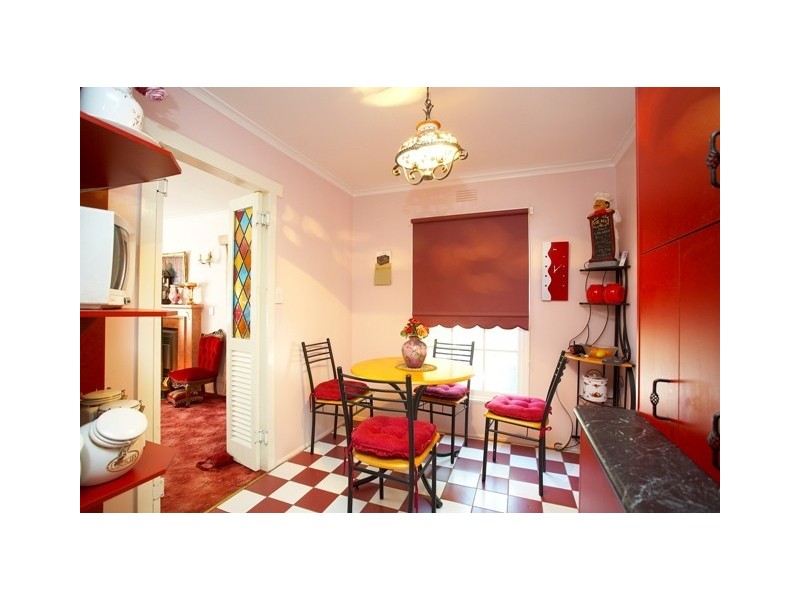 4 Aisbett Avenue, Wantirna South VIC 3152