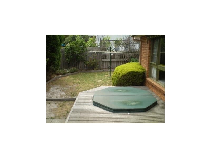 3 Broadgreen Avenue, Wantirna VIC 3152