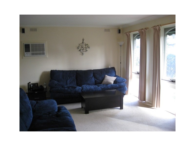 16 Holbein Court, Scoresby VIC 3179