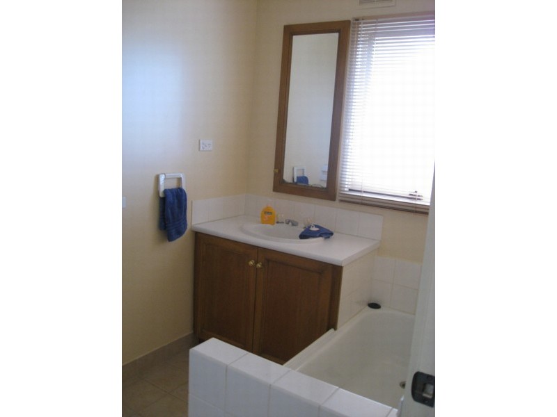 16 Holbein Court, Scoresby VIC 3179