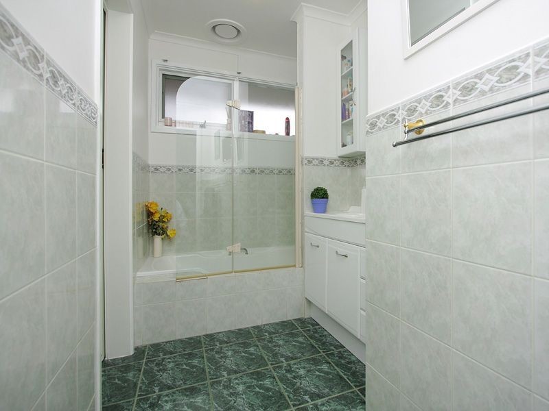 33 Chelsea Park Drive, Chelsea Heights VIC 3196