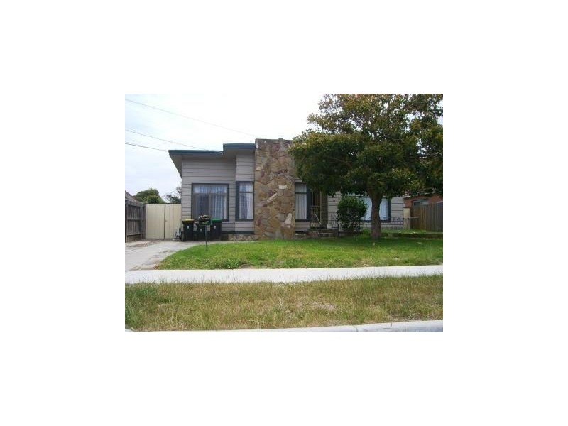 19 Eulinga Avenue, Aspendale VIC 3195