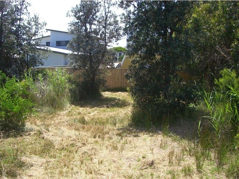 1 Tahiti Court, Cape Woolamai VIC 3925