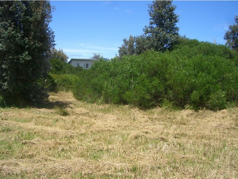 1 Tahiti Court, Cape Woolamai VIC 3925