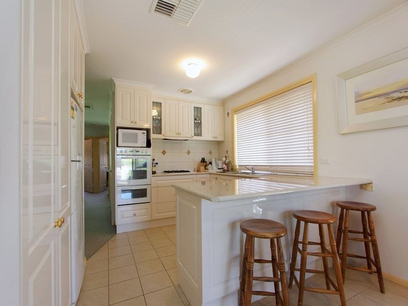 52 Mascot Avenue, Bonbeach VIC 3196