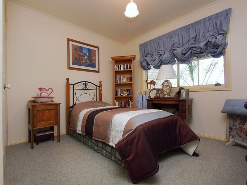52 Mascot Avenue, Bonbeach VIC 3196