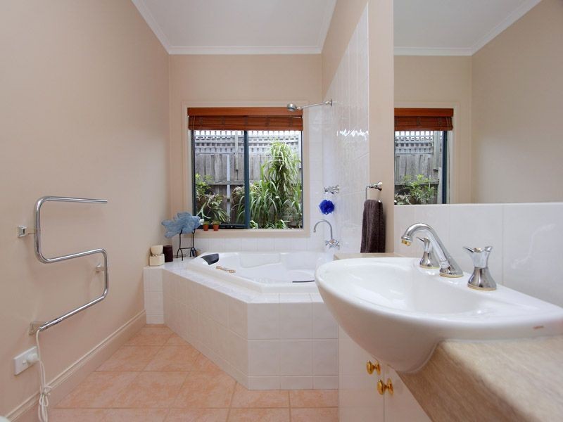 12A Keith Avenue, Edithvale VIC 3196