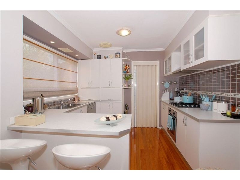 27 Elisdon Drive, Seaford VIC 3198