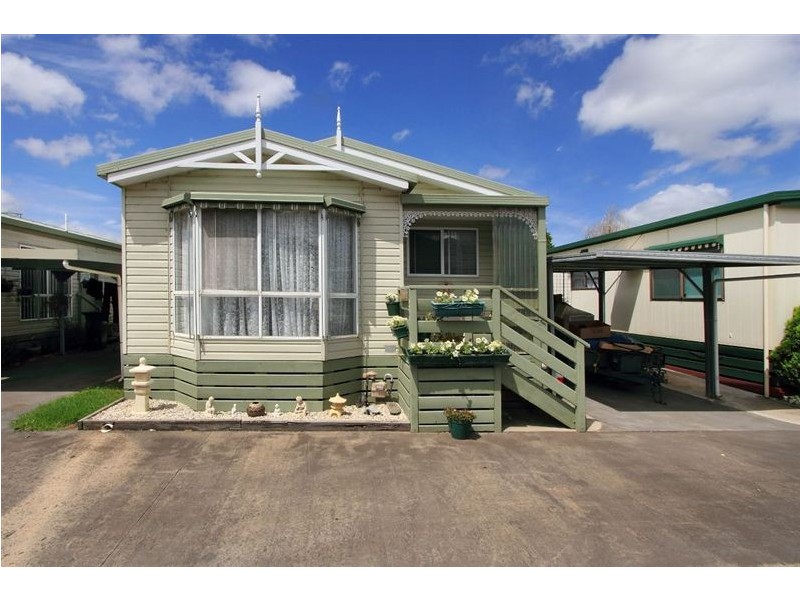 142/100 Broadway, Chelsea VIC 3196