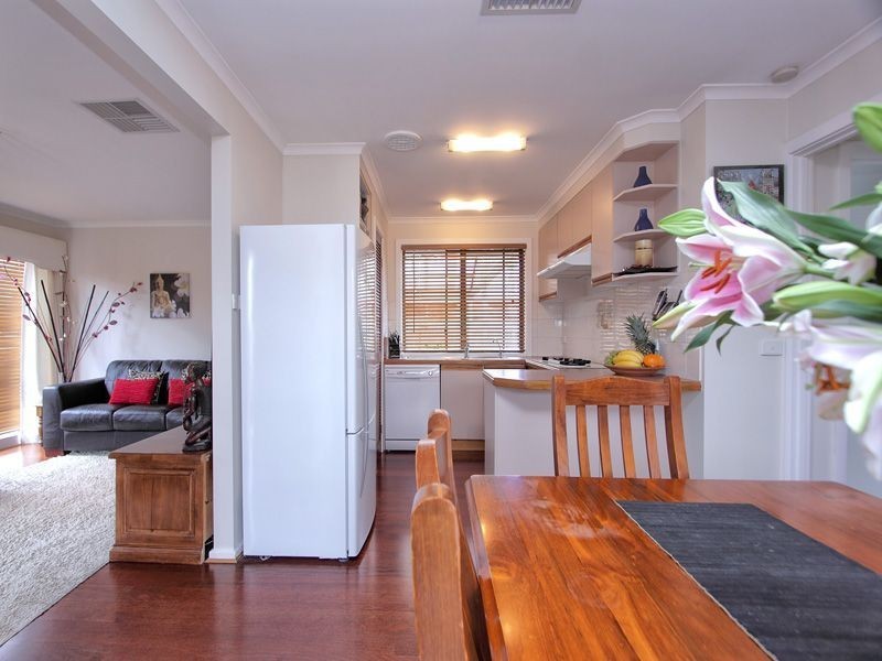 8 Kestrel Close, Chelsea Heights VIC 3196