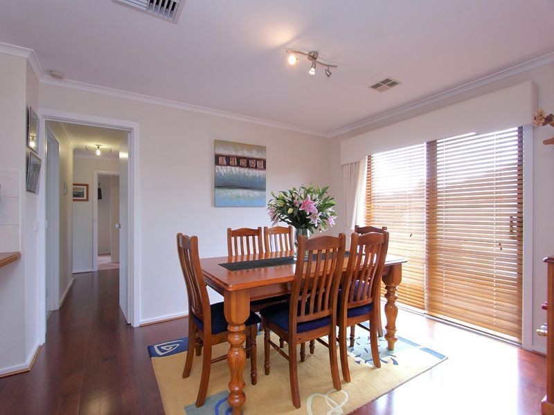 8 Kestrel Close, Chelsea Heights VIC 3196