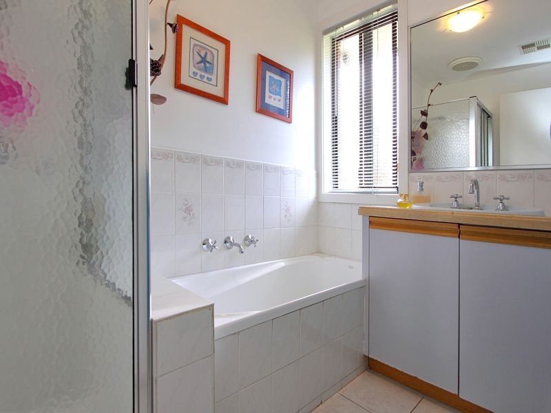 8 Kestrel Close, Chelsea Heights VIC 3196