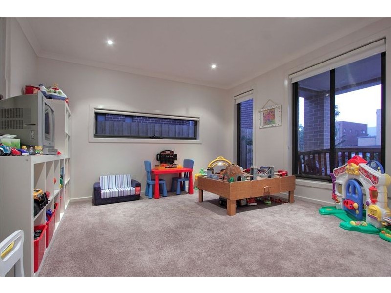 18 Wetland Drive, Patterson Lakes VIC 3197