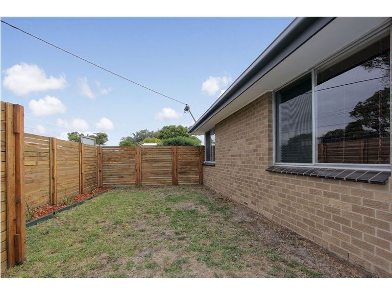 1/43 Woodbine Grove, Chelsea VIC 3196