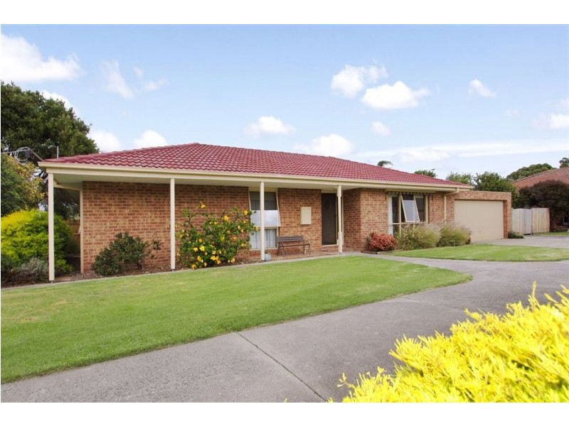 1/67 Embankment Grv, Chelsea VIC 3196