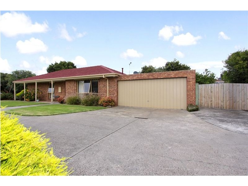 1/67 Embankment Grv, Chelsea VIC 3196