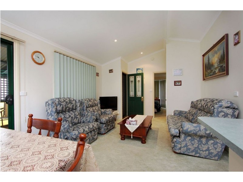102/100 Broadway, Bonbeach VIC 3196