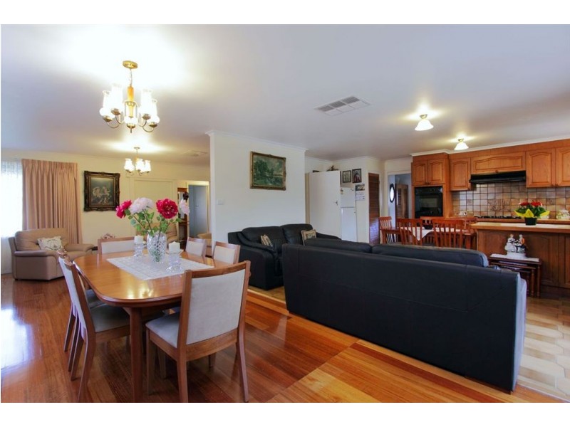 33 Baxter Avenue, Chelsea VIC 3196