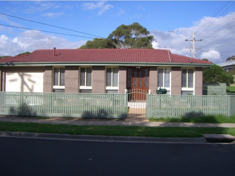 1 Francis Street, Seaford VIC 3198