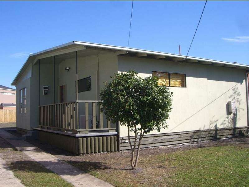 2 Jarrah Court, Frankston VIC 3199